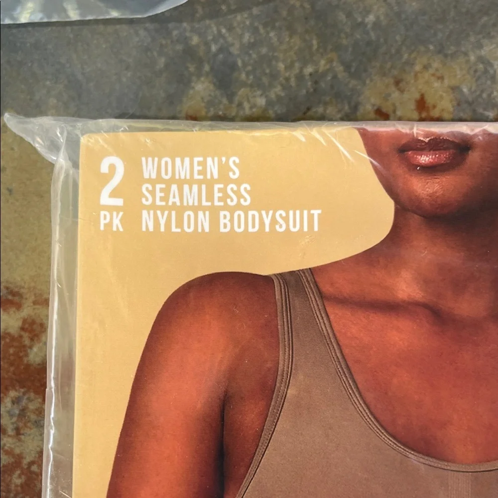 32 Degrees Women's Seamless Bodysuit - Black and Sienna nwt. Small - Picture 2 of 8